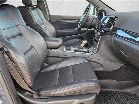 Used 2020 Jeep Grand Cherokee Trailhawk w/ Trailhawk Luxury Group image 21