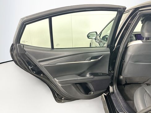 Used 2025 Toyota Camry SE image 24