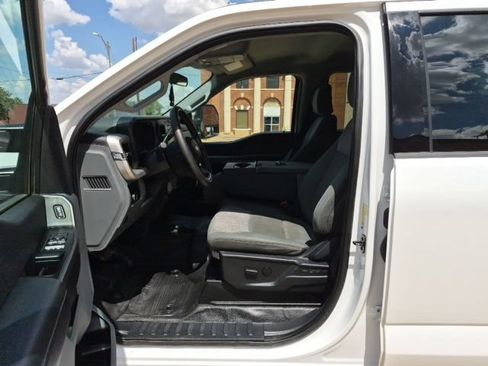 Used 2025 Ford F350 XLT AWD/4WD image 14