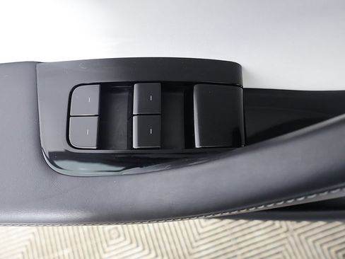 Used 2019 Tesla Model 3 Long Range image 36