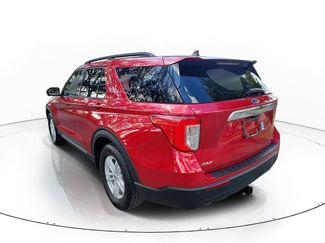 Used 2021 Ford Explorer XLT video 2