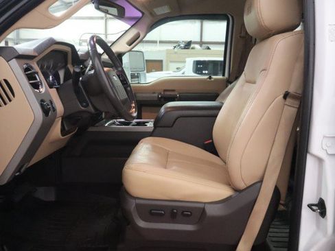 Used 2016 Ford F350 Lariat w/ Lariat Interior Package AWD/4WD image 6