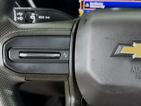 Used 2023 Chevrolet Colorado W/T image 13