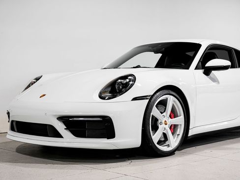 Used 2021 Porsche 911 Carrera S RWD image 35