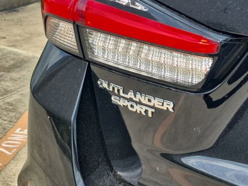 Used 2025 Mitsubishi Outlander Sport LE image 48