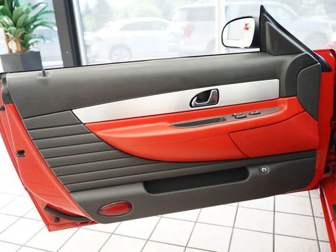 Used 2002 Ford Thunderbird RWD image 18