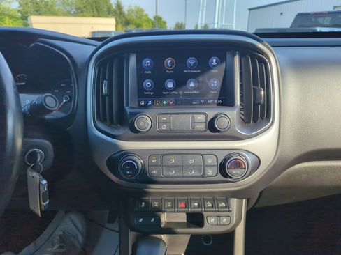 Used 2022 Chevrolet Colorado ZR2 image 13