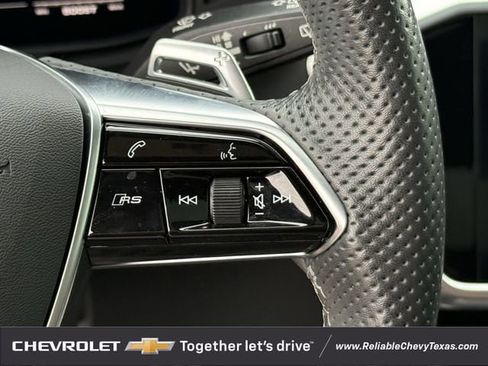 Used 2023 Audi RS 6 AWD/4WD image 16