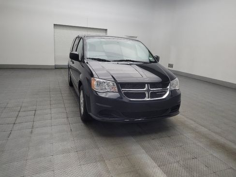 Used 2016 Dodge Grand Caravan SE w/ Quick Order Package 29E SE FWD image 13