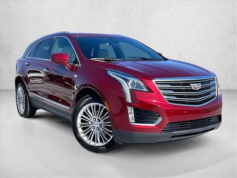 Used 2018 Cadillac XT5 Luxury w/ Driver Awareness Package image 12