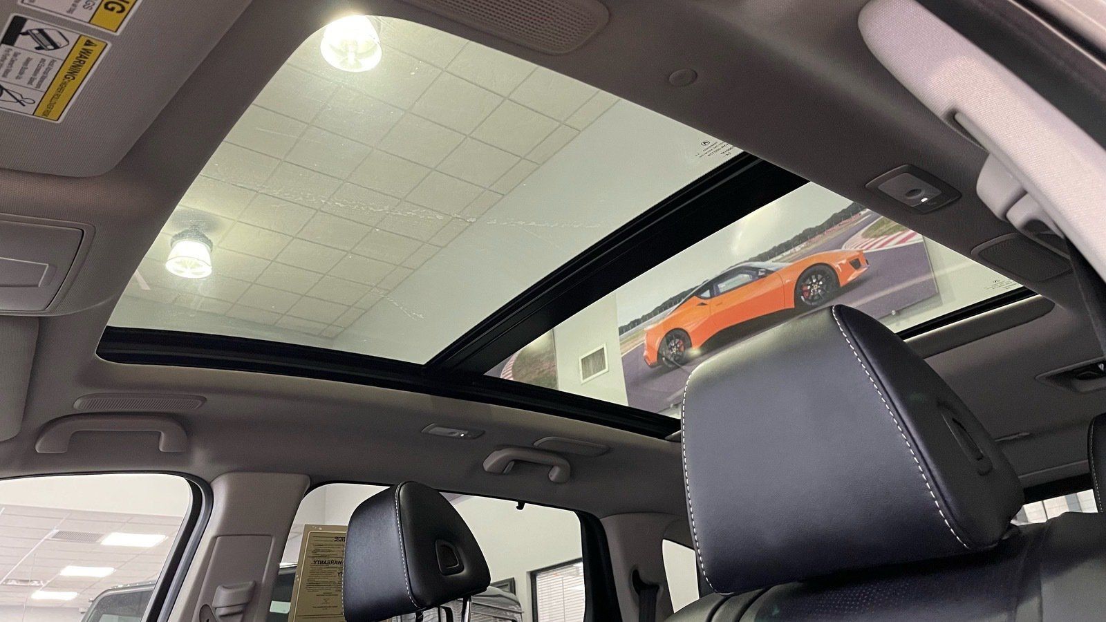 Used 2025 Acura MDX w/ Technology Package FWD image 36