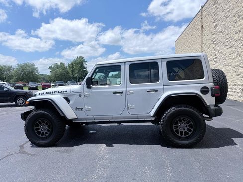 Used 2023 Jeep Wrangler Unlimited Rubicon 392 w/ Xtreme Recon 35" Tire Package AWD/4WD image 2