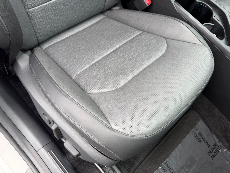 Used 2023 Kia Niro Wave w/ Wave Preserve Package FWD image 36