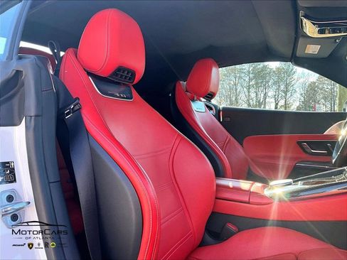 Used 2022 Mercedes-Benz SL 63 AMG SL 63 AMG image 9