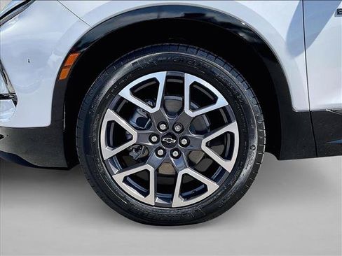 Used 2023 Chevrolet Blazer RS FWD image 10