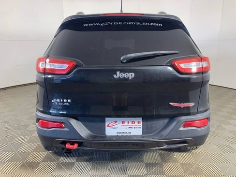 Used 2014 Jeep Cherokee Trailhawk w/ Leather Interior Group AWD/4WD image 12