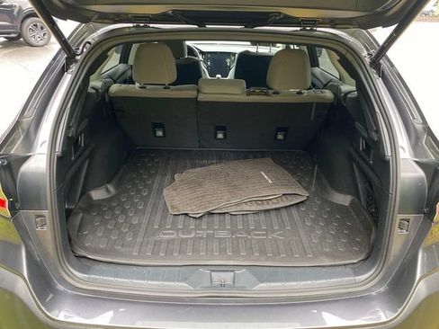 Used 2024 Subaru Outback Premium AWD/4WD image 28