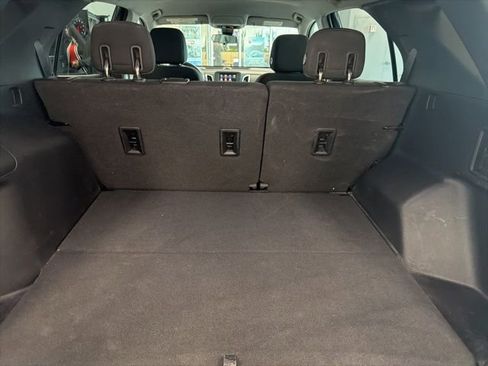 Used 2020 Chevrolet Equinox LT AWD/4WD image 25