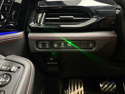 Used 2025 Acura MDX A-Spec AWD/4WD image 15