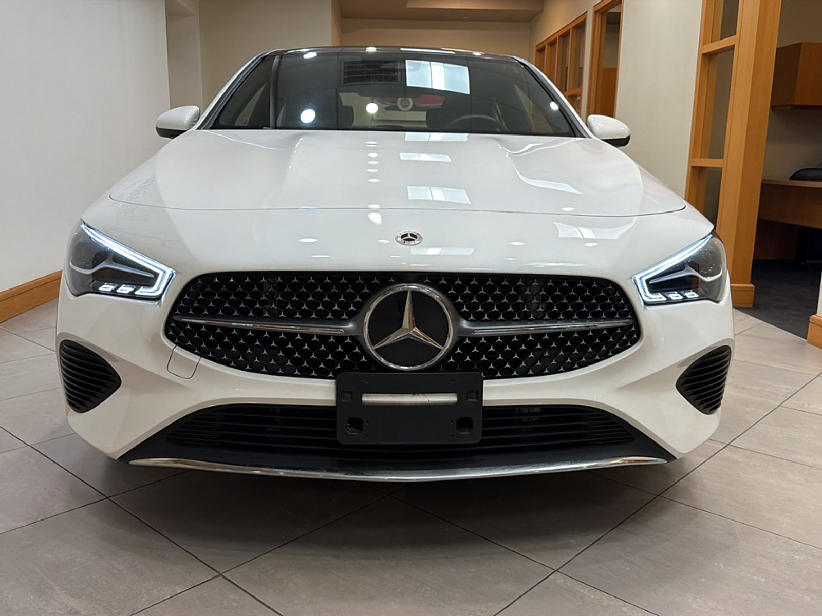 Used 2026 Mercedes-Benz CLA 250 image 3