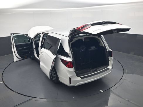 Used 2025 Honda Odyssey EX-L image 51