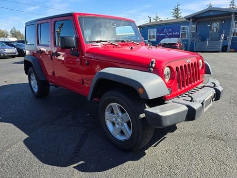 Used 2014 Jeep Wrangler Unlimited Sport w/ Power Convenience Group image 7