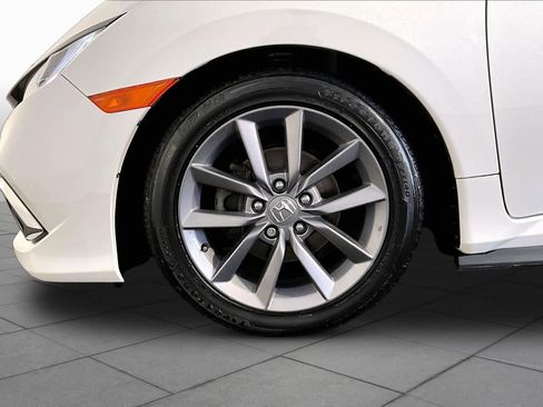 Used 2019 Honda Civic EX image 11