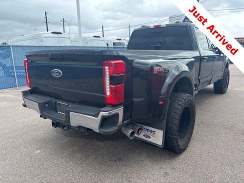 Used 2023 Ford F350 Lariat w/ Lariat Ultimate Package AWD/4WD image 11