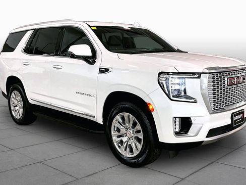 Used 2024 GMC Yukon Denali AWD/4WD image 3