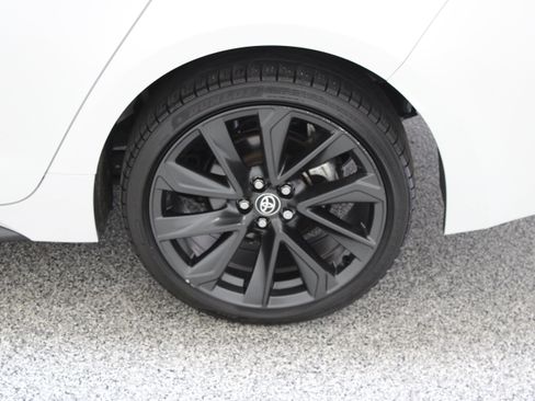 Used 2025 Toyota Corolla SE FWD image 10
