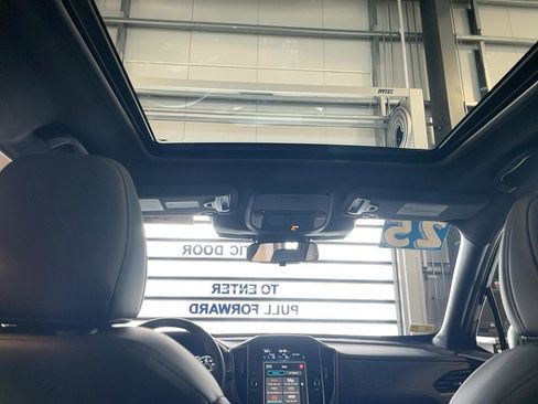 Used 2025 Subaru Forester Limited image 8