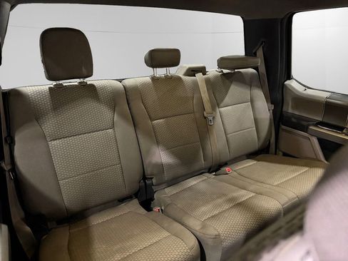 Used 2015 Ford F150 XLT w/ Equipment Group 301A Mid image 16