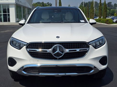 Used 2026 Mercedes-Benz GLC 300 4MATIC image 9
