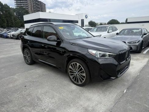 Used 2023 BMW X1 xDrive28i w/ M Sport Package AWD/4WD image 2