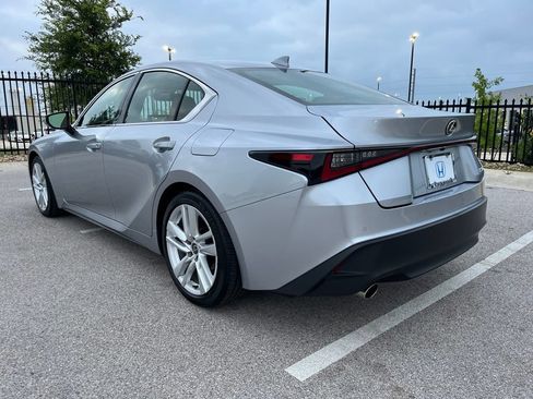 Used 2024 Lexus IS 300 w/ Comfort Package RWD image 6