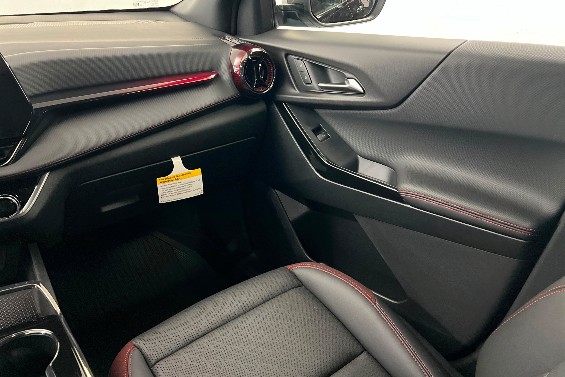New 2027 Chevrolet Equinox RS w/ Convenience Package III AWD/4WD image 11