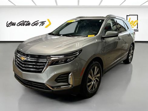 Used 2024 Chevrolet Equinox Premier AWD/4WD image 1