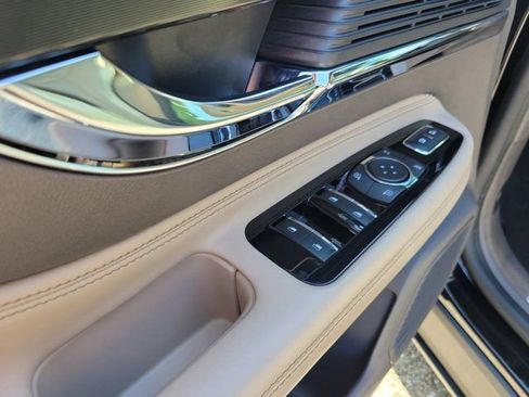 Certified 2020 Lincoln Corsair FWD w/ Equipment Group 101A image 22