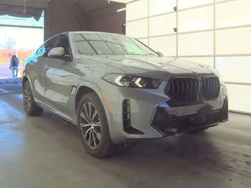 Used 2026 BMW X6 xDrive40i image 3