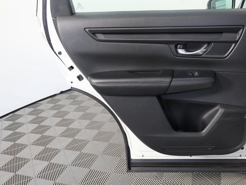 Used 2023 Honda CR-V LX image 11