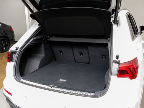 Used 2024 Audi Q3 2.0T Premium w/ Convenience Package image 54