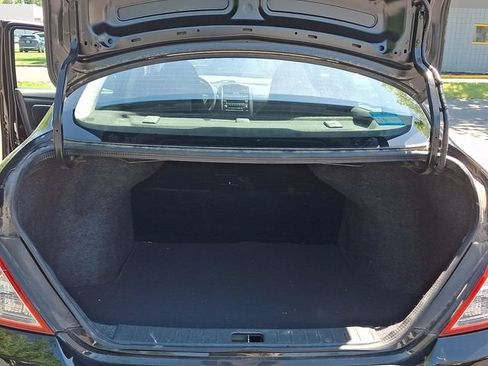 Used 2015 Nissan Versa S Plus FWD image 29