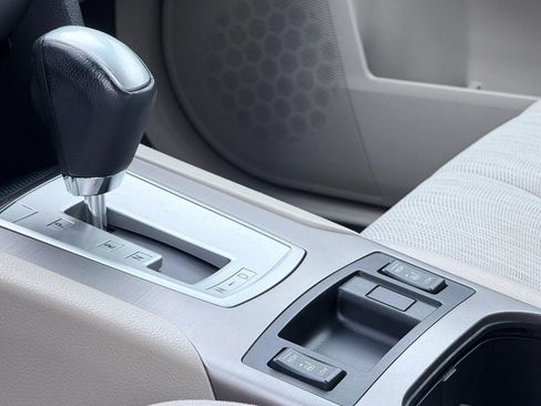 Used 2013 Subaru Legacy 2.5i Premium image 26