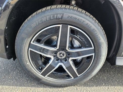 Certified 2025 Mercedes-Benz GLC 300 4MATIC image 16