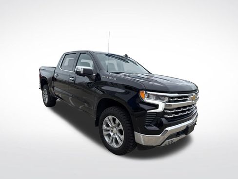 Used 2022 Chevrolet Silverado 1500 LTZ AWD/4WD image 3