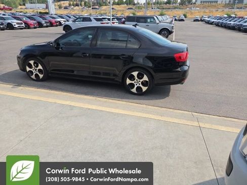 Used 2014 Volkswagen Jetta SE FWD image 12