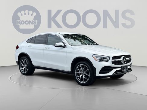 Used 2023 Mercedes-Benz GLC 300 4MATIC Coupe image 2