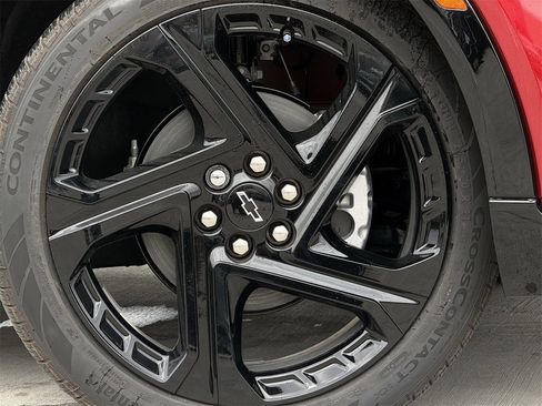 New 2026 Chevrolet Equinox EV RS image 9