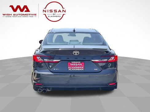 Used 2025 Toyota Camry SE FWD image 8