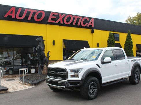 Used 2019 Ford F150 Raptor w/ Equipment Group 802A Luxury image 1
